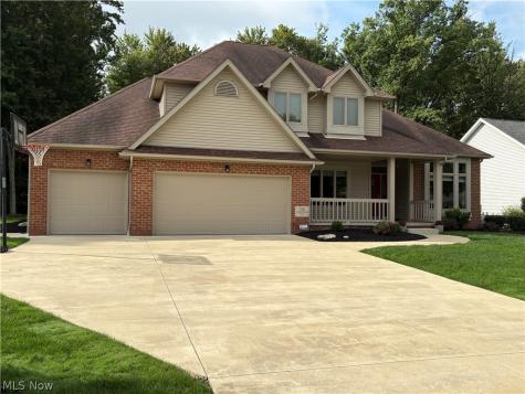 7747 Amberwood Trail Youngstown OH 44512