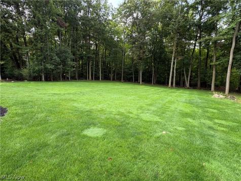 7747 Amberwood Trail Youngstown OH 44512