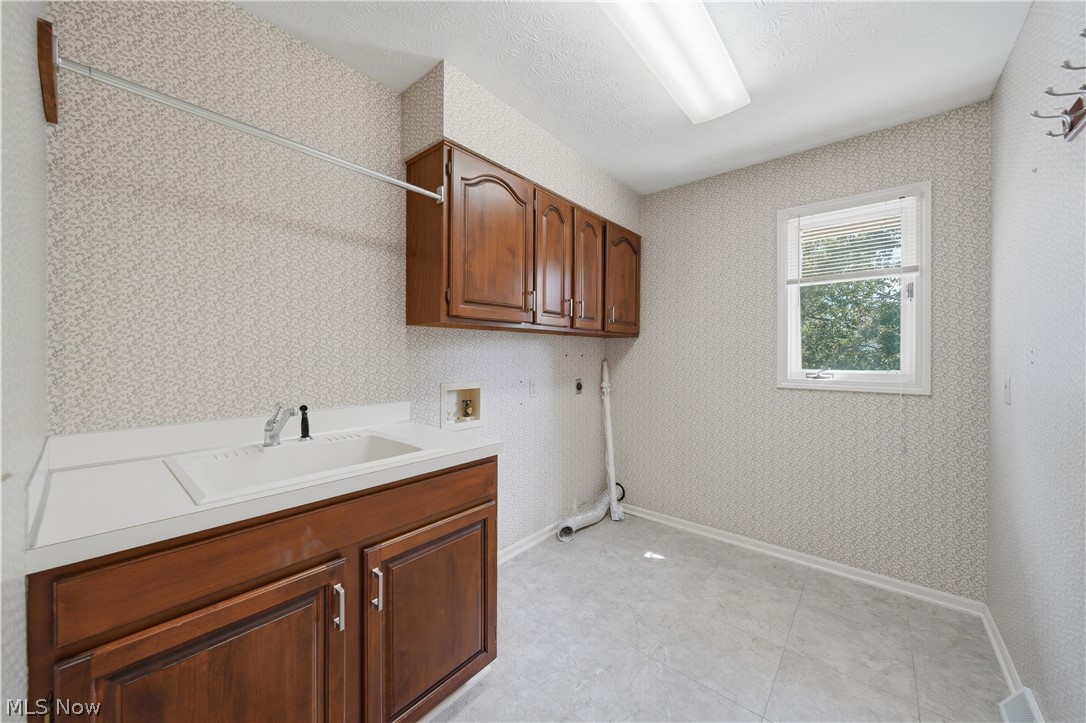 5336 Wood Trail Avenue NE Canton OH 44705