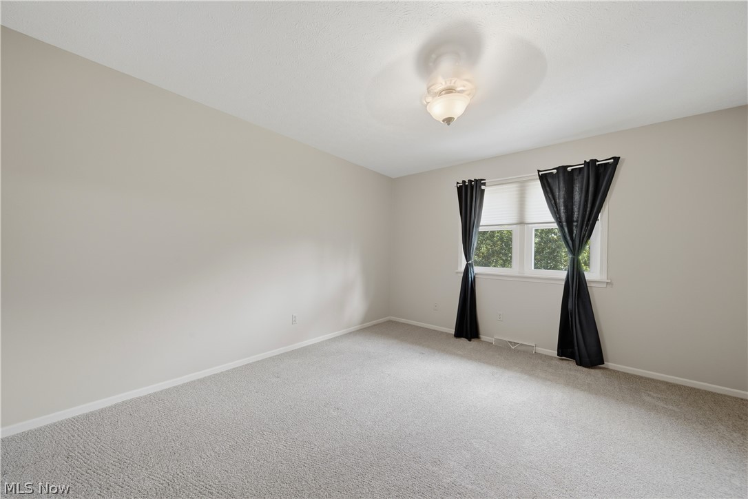 5336 Wood Trail Avenue NE Canton OH 44705