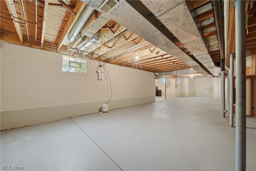 5336 Wood Trail Avenue NE Canton OH 44705
