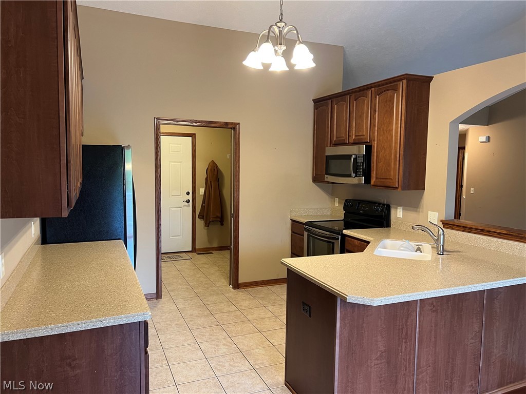 9338 Towpath Trail Seville OH 44273