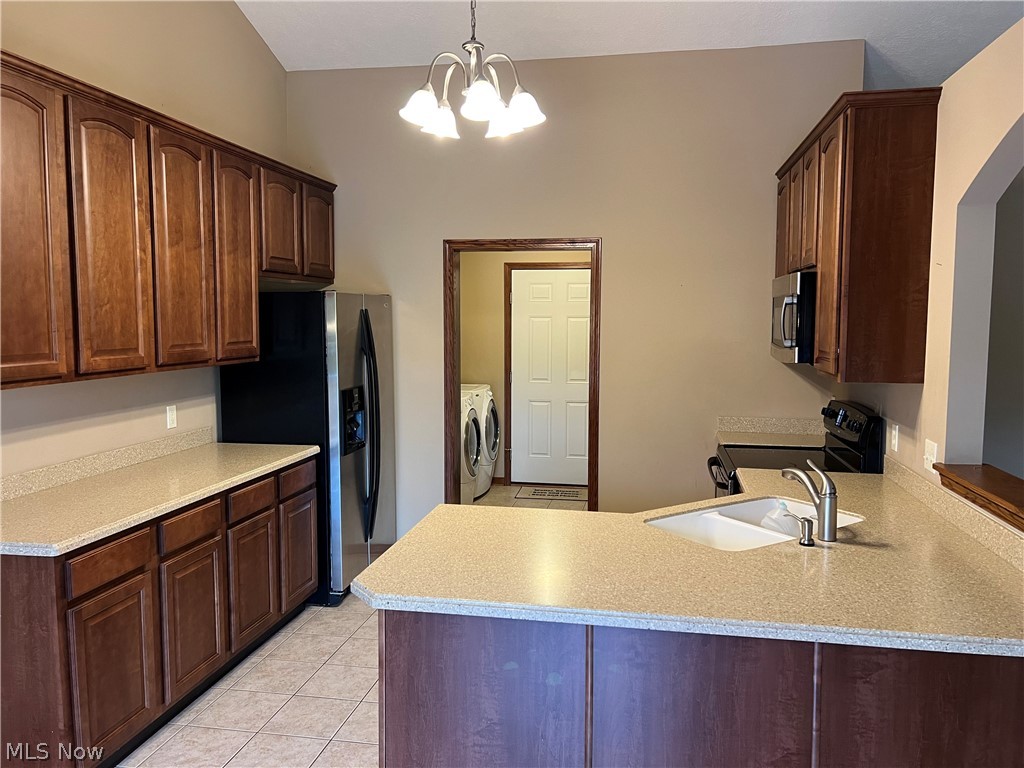9338 Towpath Trail Seville OH 44273