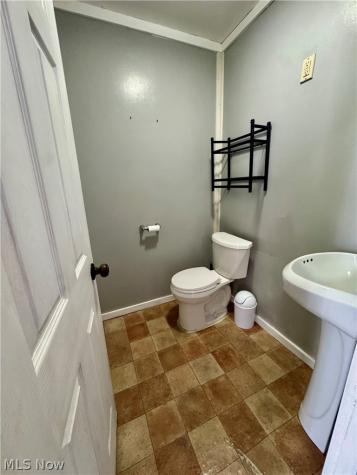 374 Tenney Avenue Youngstown OH 44405