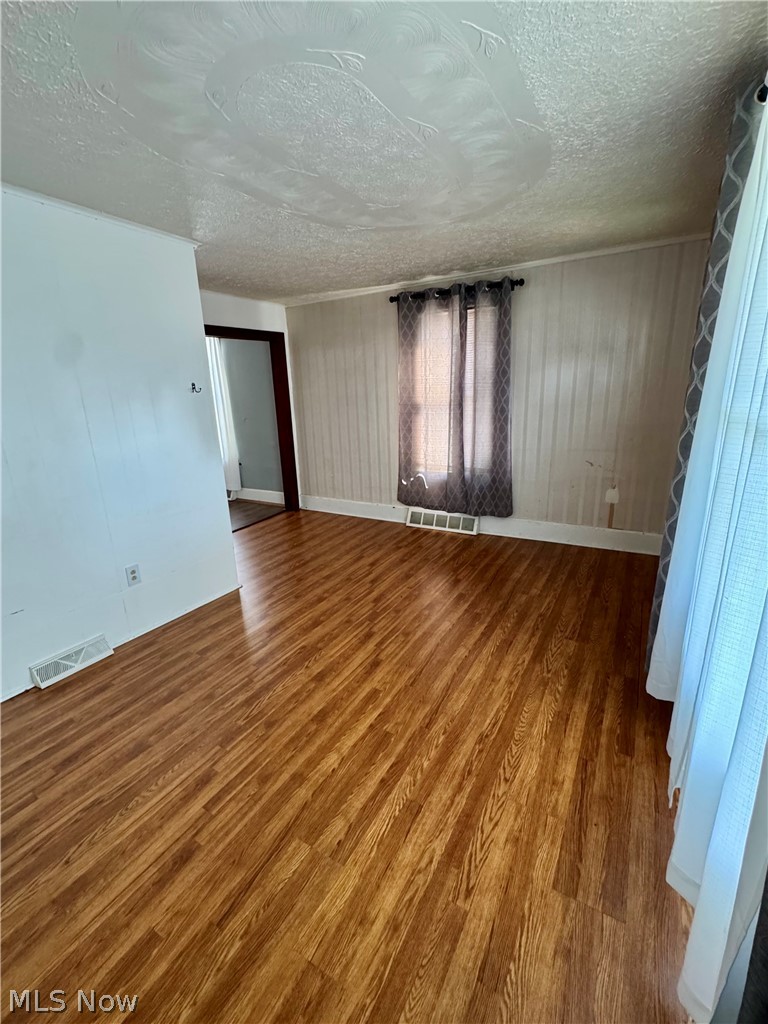 374 Tenney Avenue Youngstown OH 44405