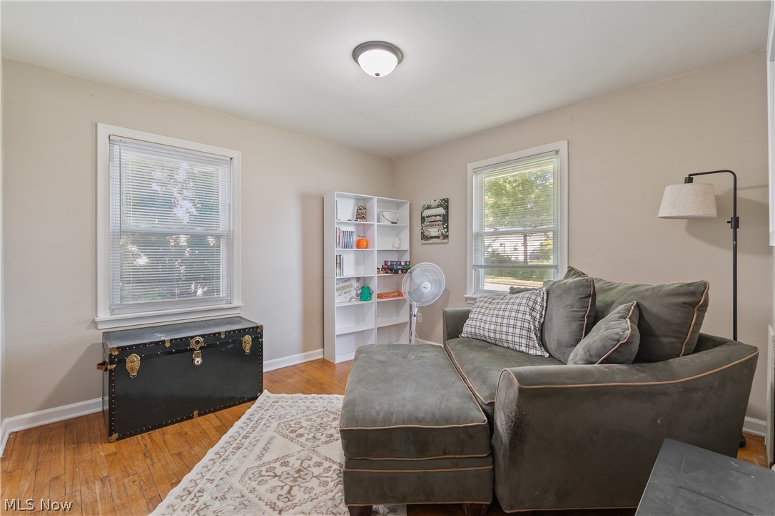 209 Grove Avenue Cuyahoga Falls OH 44221