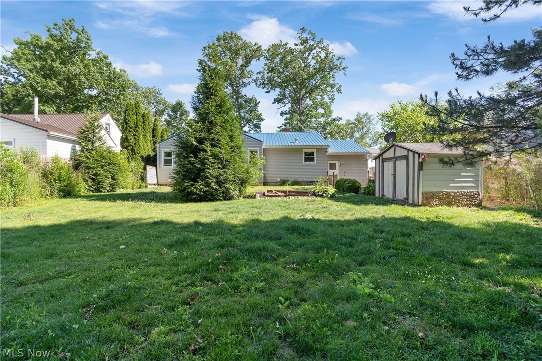 209 Grove Avenue Cuyahoga Falls OH 44221
