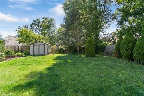 209 Grove Avenue Cuyahoga Falls OH 44221