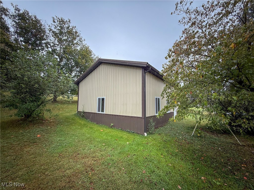 1667 County Road 11 Dillonvale OH 43917
