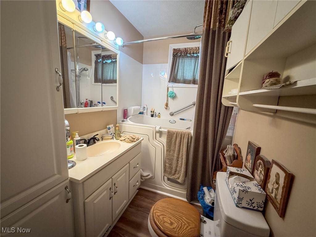 1667 County Road 11 Dillonvale OH 43917