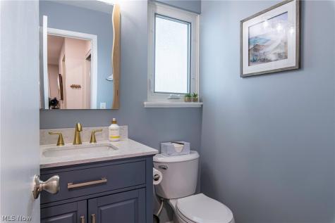 419 Ridgewood Drive Eastlake OH 44095