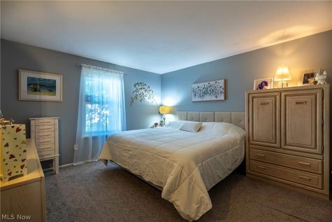 419 Ridgewood Drive Eastlake OH 44095