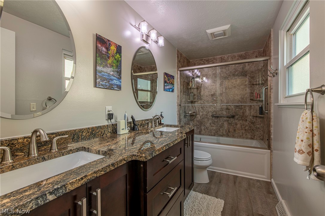 419 Ridgewood Drive Eastlake OH 44095