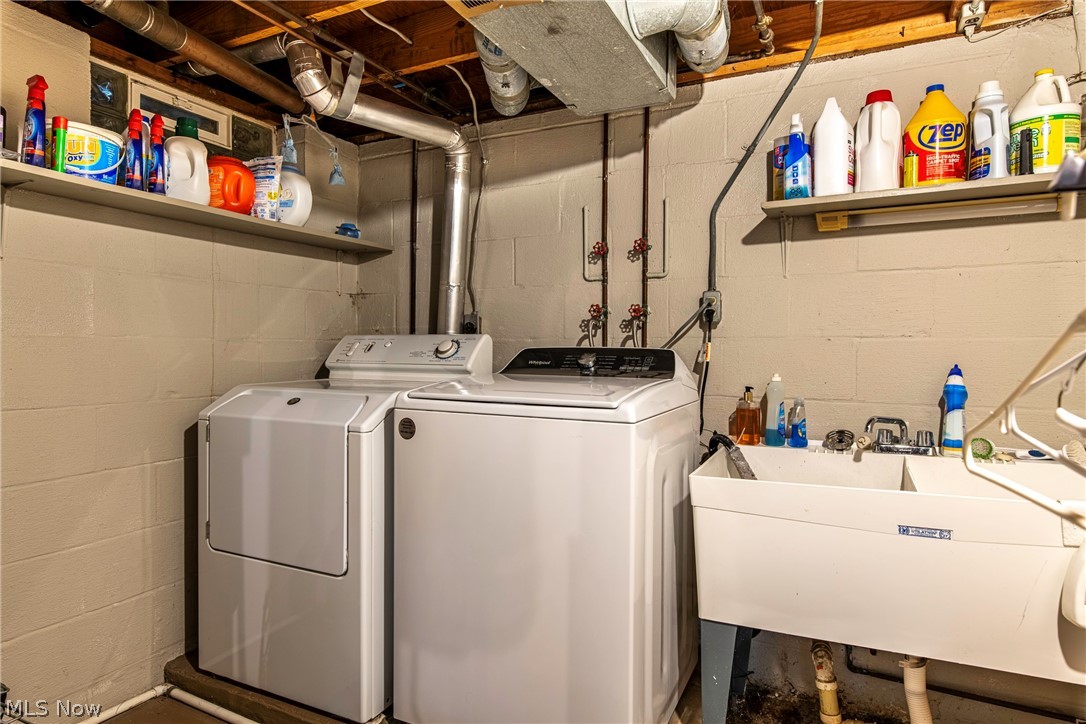 419 Ridgewood Drive Eastlake OH 44095