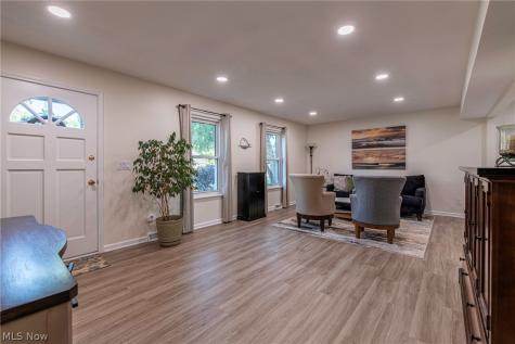 419 Ridgewood Drive Eastlake OH 44095