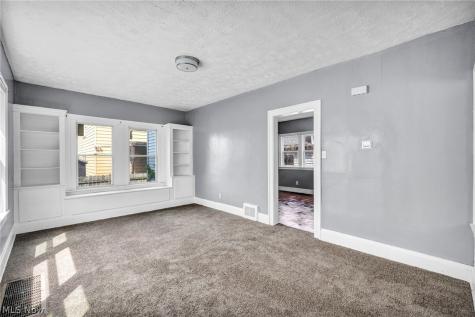 3600 E 75th Street Cleveland OH 44105