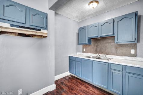 3600 E 75th Street Cleveland OH 44105