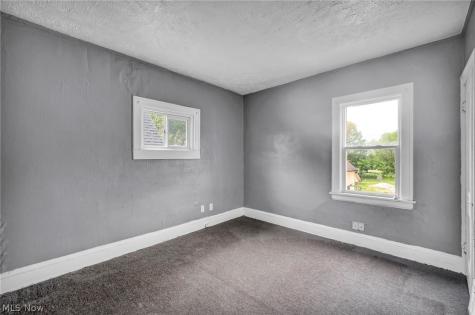 3600 E 75th Street Cleveland OH 44105