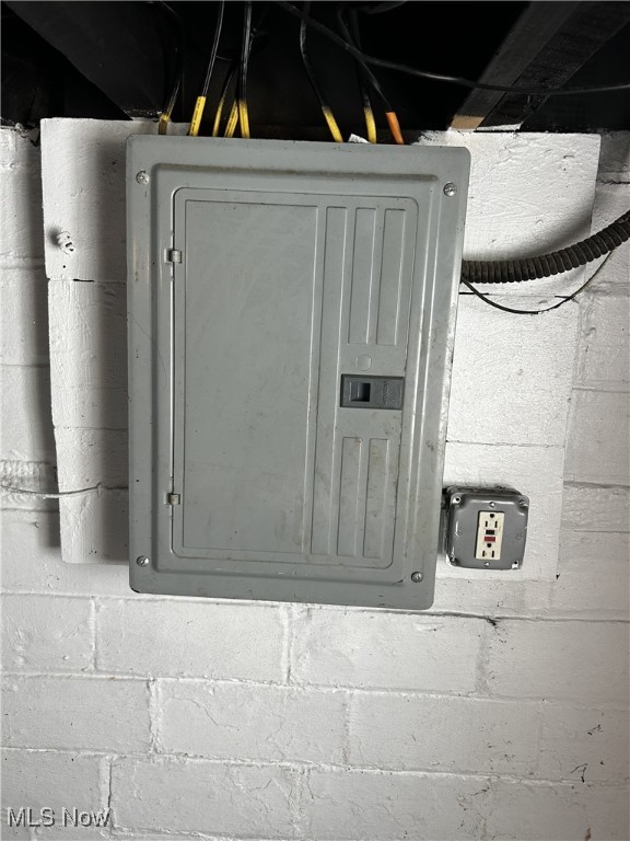 842 E 143rd Street Cleveland OH 44110