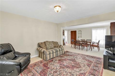19255 Malvern Avenue Rocky River OH 44116