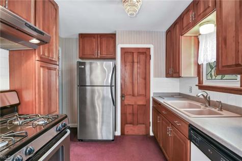 19255 Malvern Avenue Rocky River OH 44116