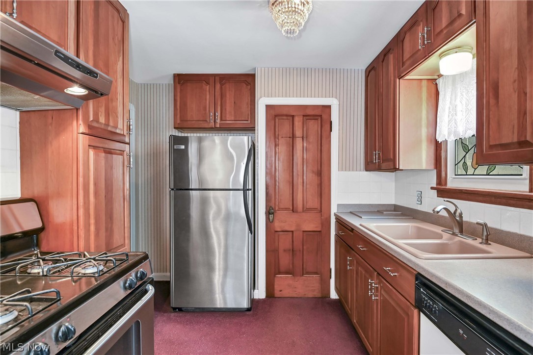 19255 Malvern Avenue Rocky River OH 44116