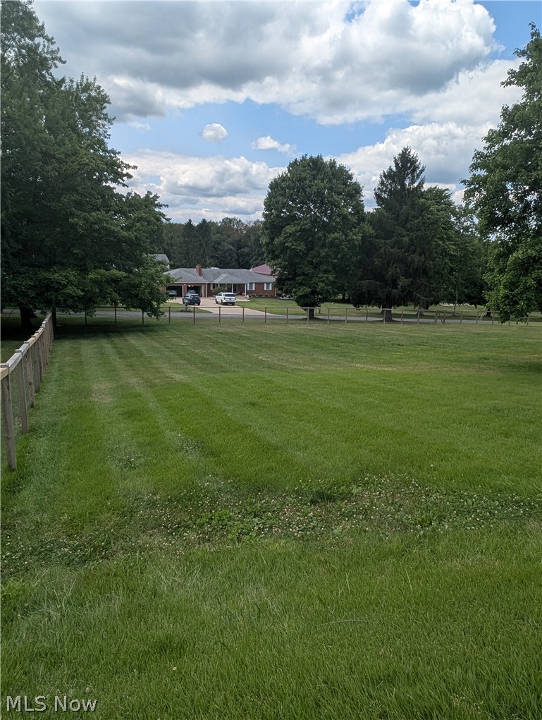 16251 John Avenue East Liverpool OH 43920
