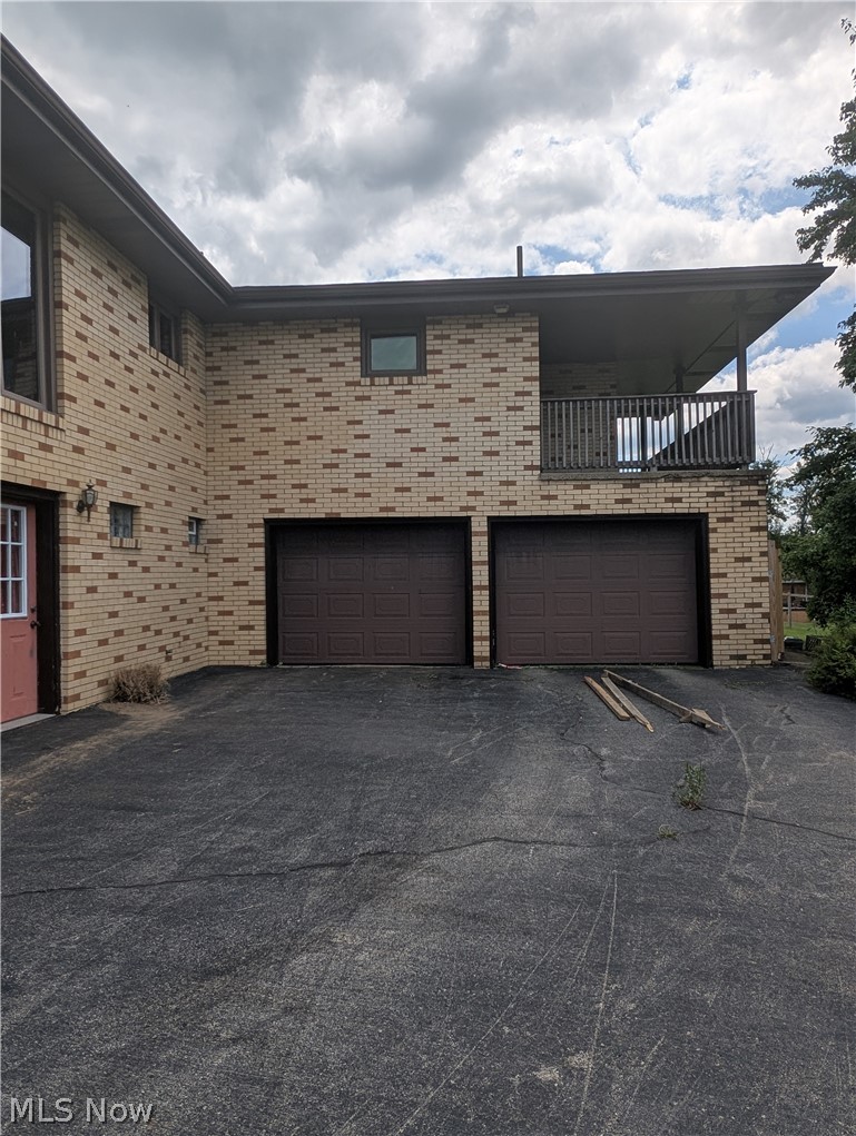 16251 John Avenue East Liverpool OH 43920