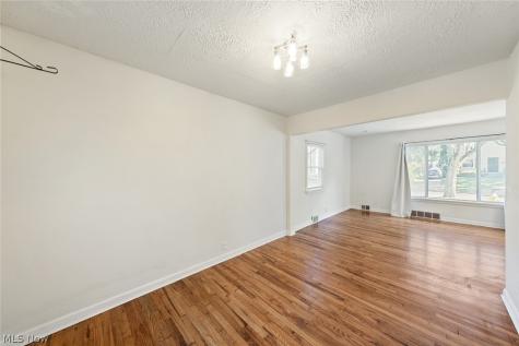 1184 Orlando Avenue Akron OH 44320