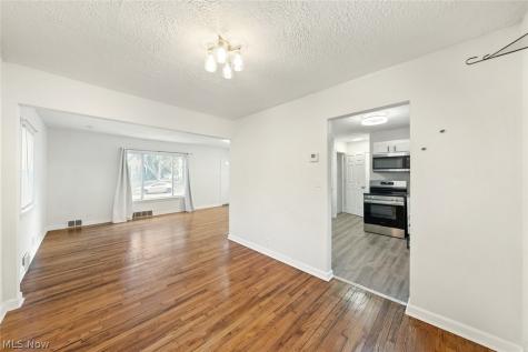 1184 Orlando Avenue Akron OH 44320