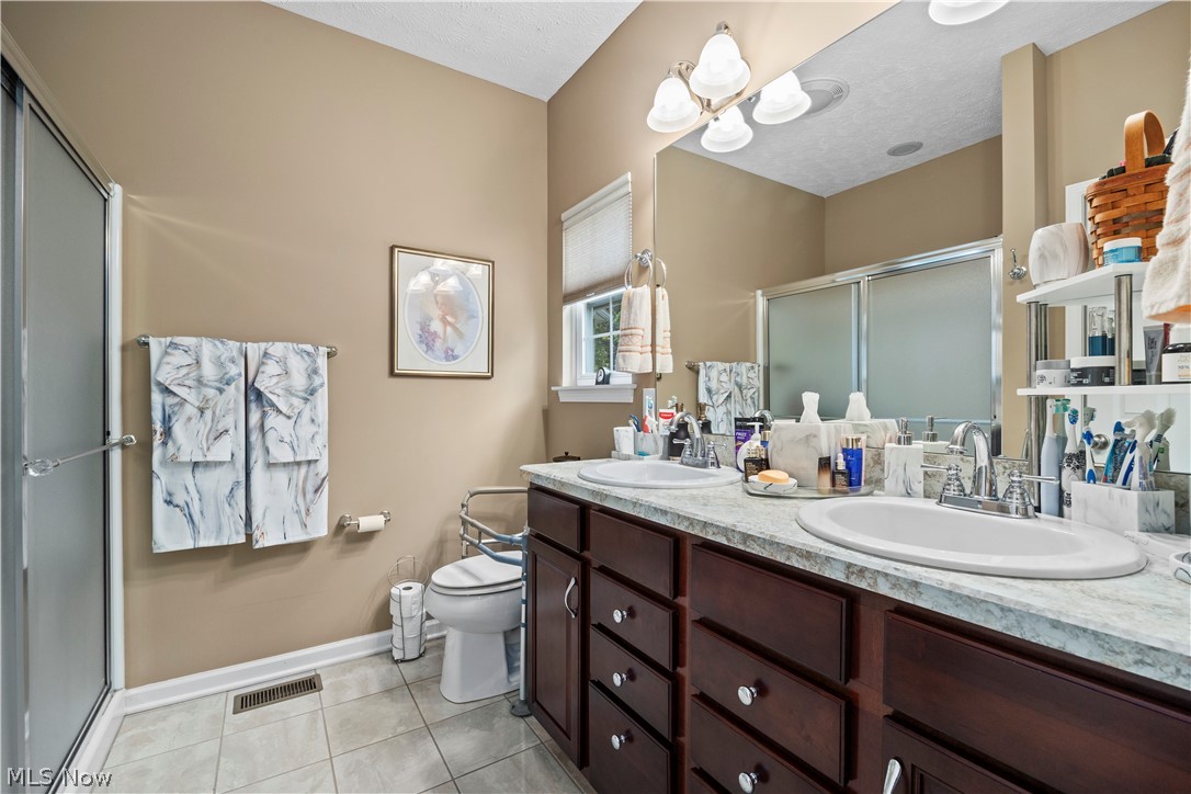 3981 Timber Walk Lorain OH 44053