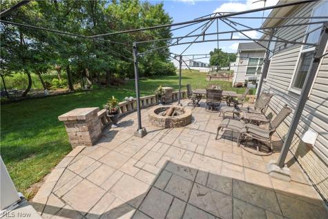 3981 Timber Walk Lorain OH 44053