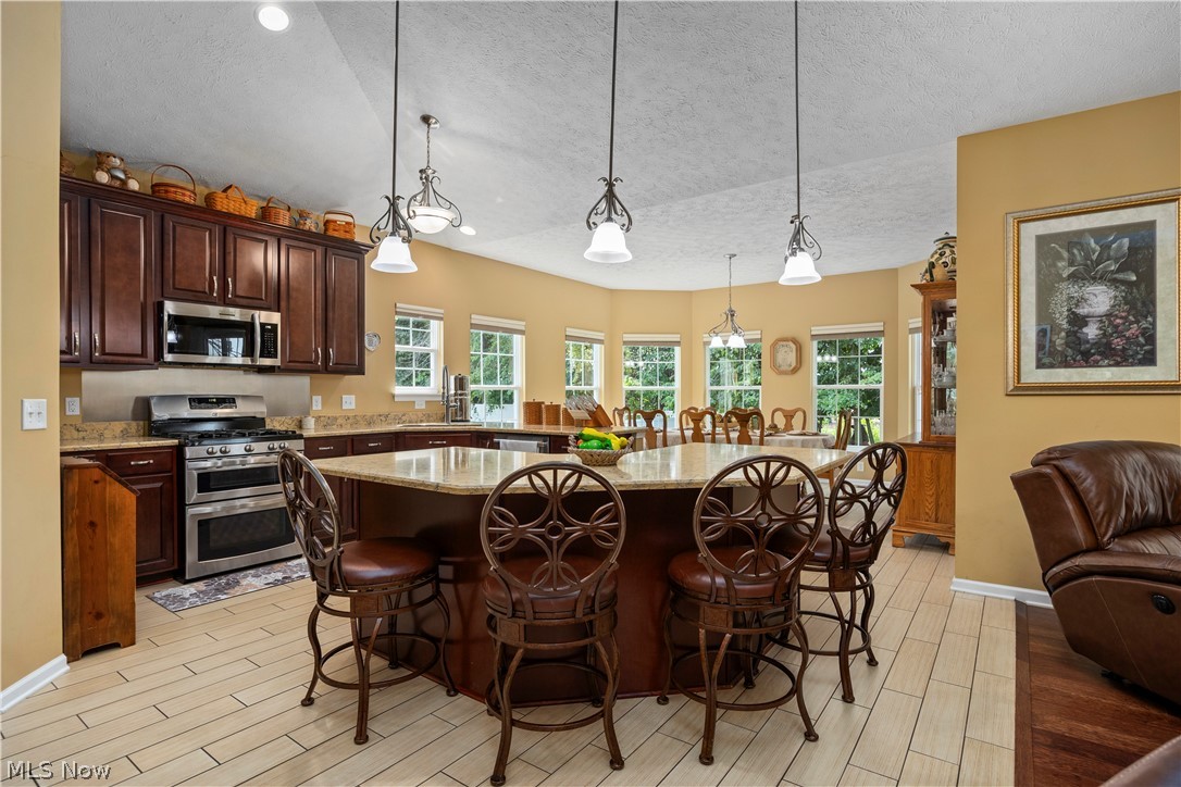 3981 Timber Walk Lorain OH 44053