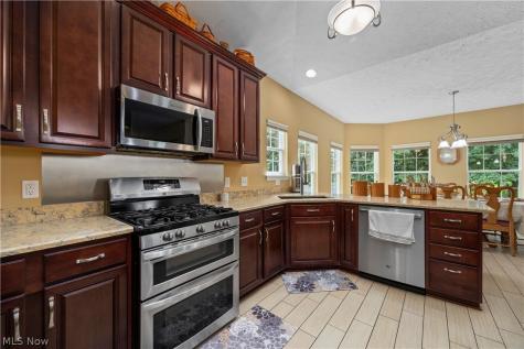 3981 Timber Walk Lorain OH 44053