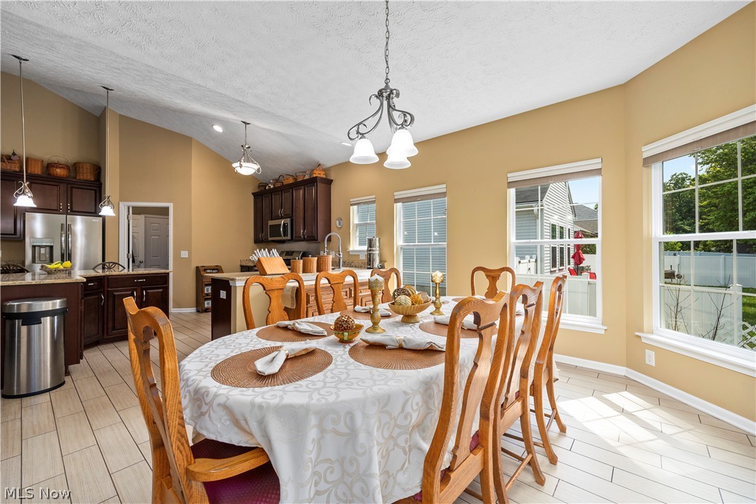 3981 Timber Walk Lorain OH 44053