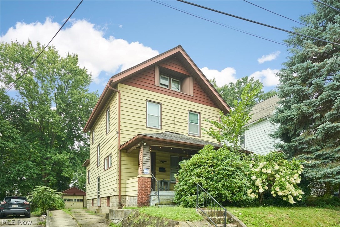 446 E Voris Street Akron OH 44311
