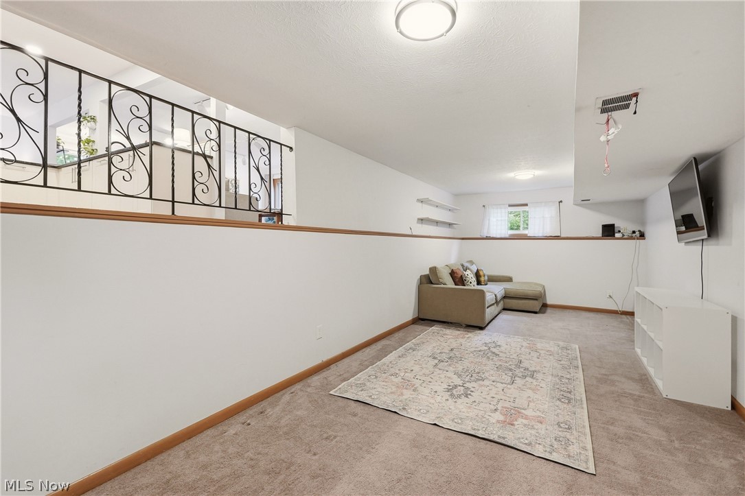 1137 Hillrock Drive South Euclid OH 44121