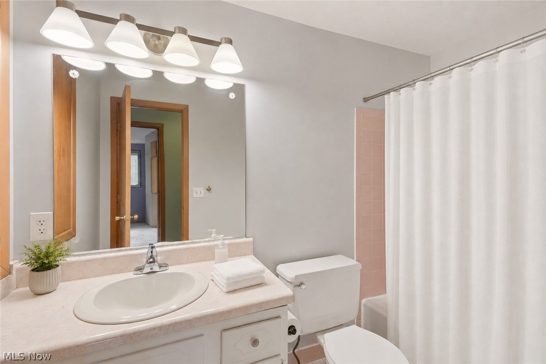 1137 Hillrock Drive South Euclid OH 44121
