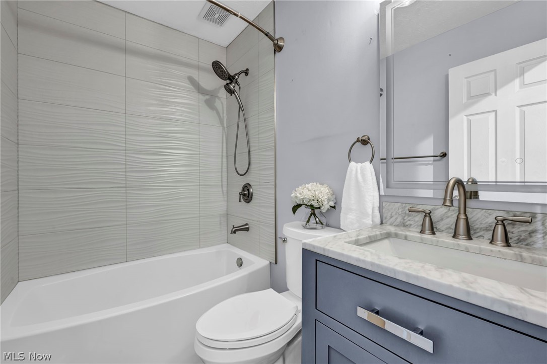 12066 Nathaniel Lane Twinsburg OH 44087