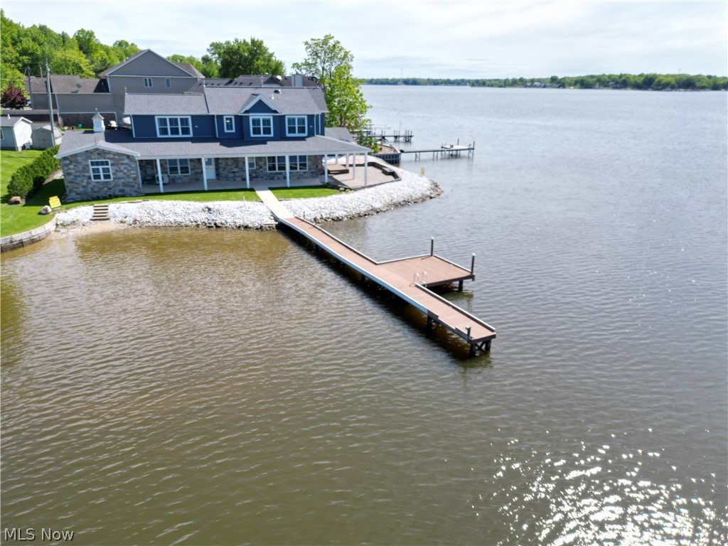 2166 NE River Road Lake Milton OH 44429
