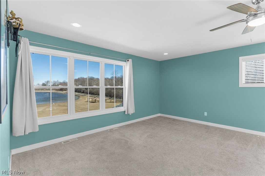2166 NE River Road Lake Milton OH 44429