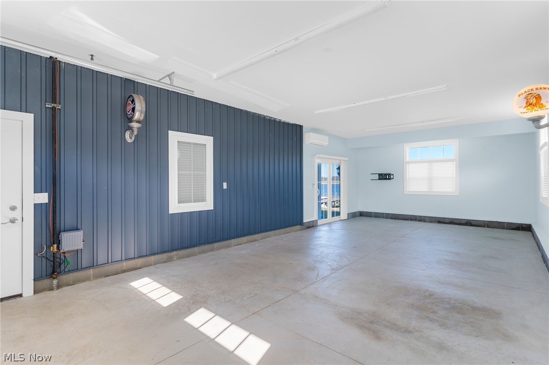2166 NE River Road Lake Milton OH 44429