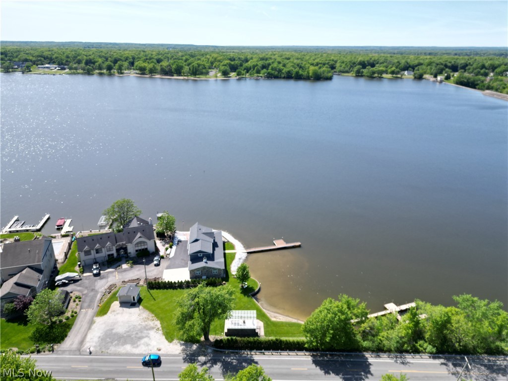 2166 NE River Road Lake Milton OH 44429