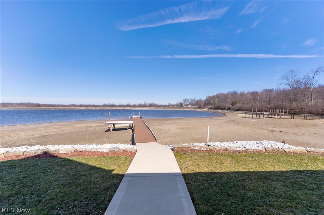 2166 NE River Road Lake Milton OH 44429