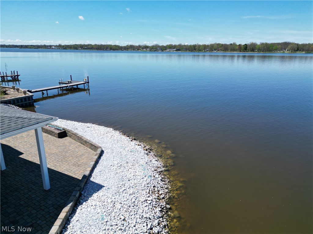 2166 NE River Road Lake Milton OH 44429
