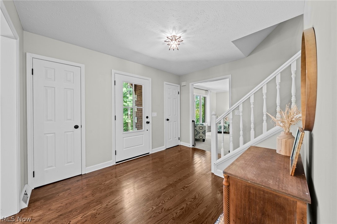 11535 Blackberry Lane Chesterland OH 44026