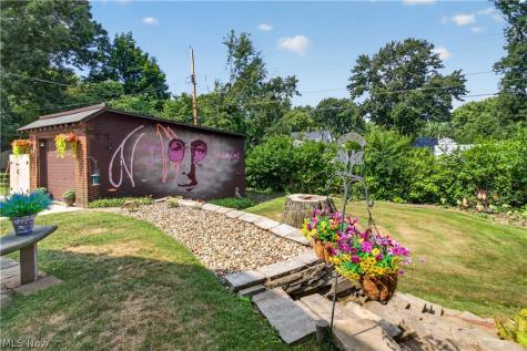 156 Woodhill Drive Amherst OH 44001