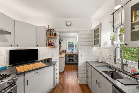3312 E Fairfax Road Cleveland Heights OH 44118