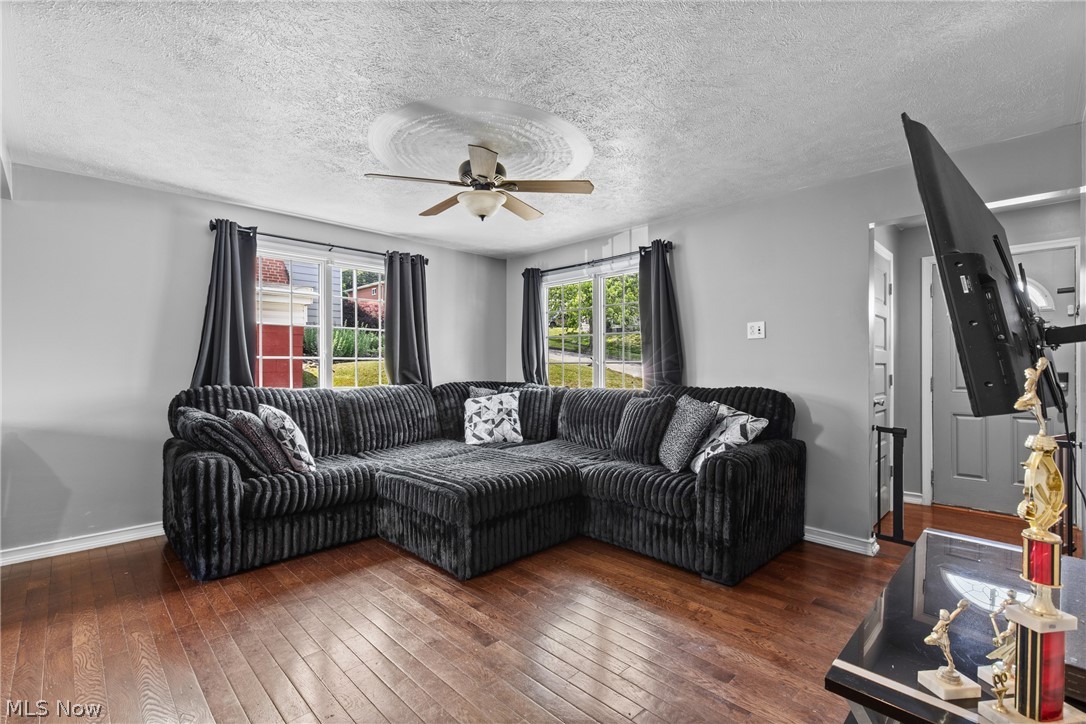 935 Logan Avenue Toronto OH 43964