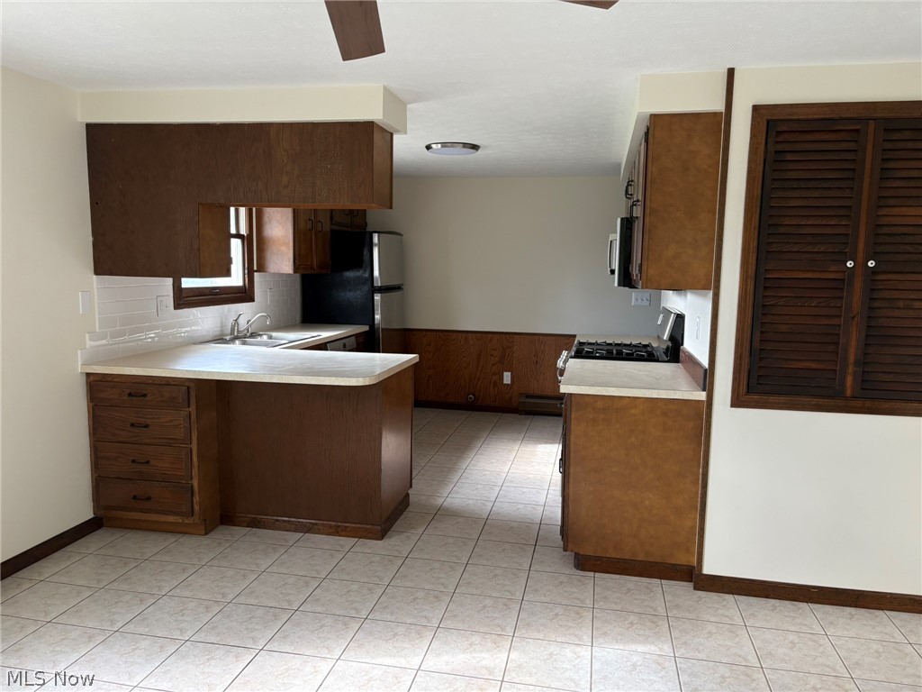 408 Annis Road South Amherst OH 44001